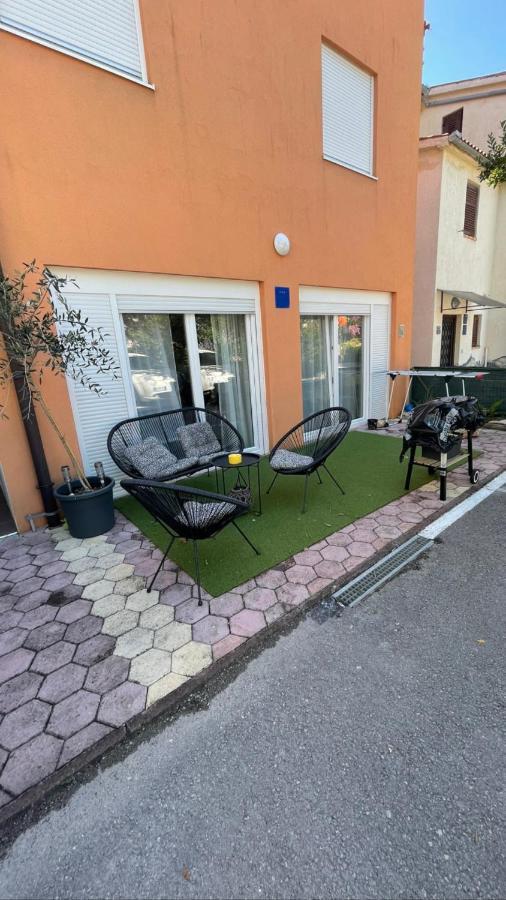Apartment Deluxe Im Medulin Exteriör bild